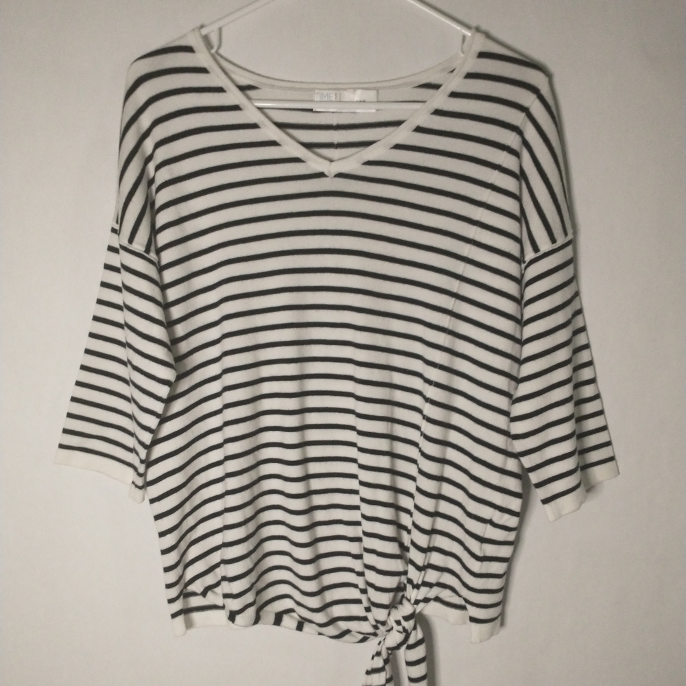 Time and tru striped sweater size small